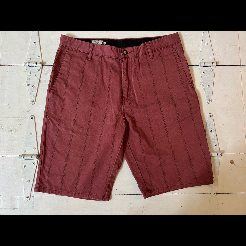 Mens Volcom Shorts size 33